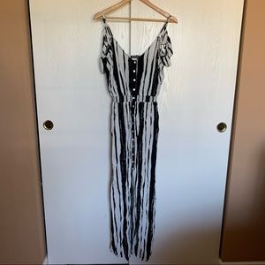 NWOT Black & White Cotton On Maxi Dress Size M